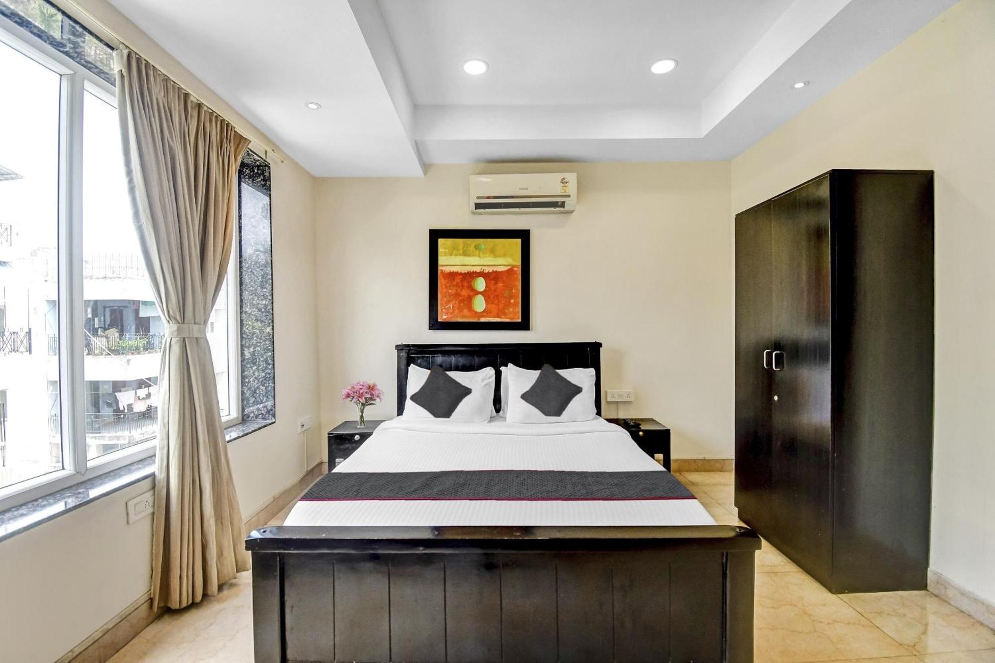 Super Townhouse All In One Calcutta Exteriör bild